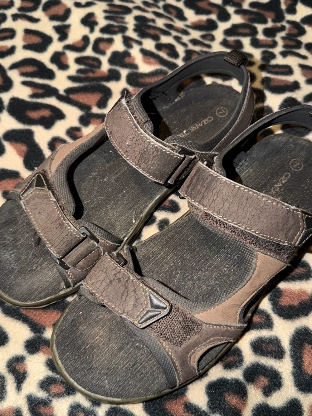 vintage brown sandals with adjustable straps